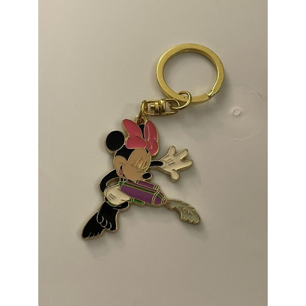 Disney Keychain Minnie Mouse Water Gun C7